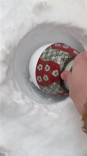 How to Make It ❄️The PERFECT Snowball❄️ ⛄️ #howto #tutorial #hacks #education #diy #lifehack #hack