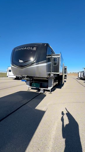 17K views · 217 reactions | Join me for a 3 minute tour of the 2023 Jayco Pinnacle 38FLGS! #jayco #pinnacle #luxuryfifthwheel #luxuryrv #jaycopinnacle #fifthwheel #fifthwheelliving #fulltimerv #rvlife | Evan's RVs | Facebook