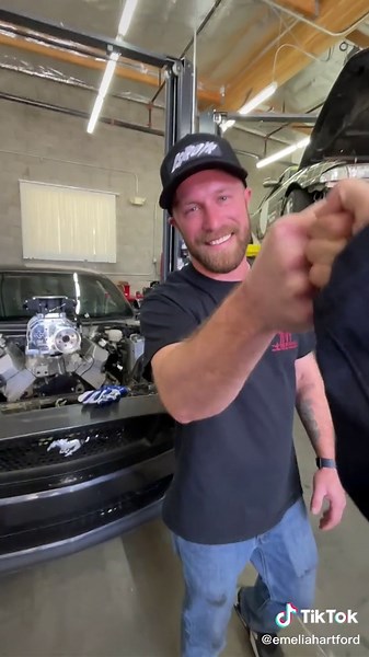 Emelia Hartford (@emeliahartford)’s videos with Love Grows (Where My Rosemary Goes) - Edison Lighthouse