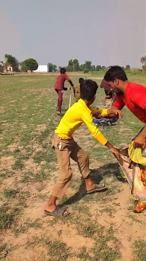 Too funny to scroll past 😆👉 | Team Comedy