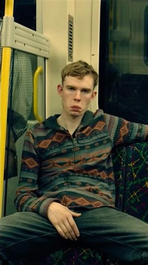 🚇 Inside Man 1x01 Opening Scene – The Subway Conversation That Changes Everything 😨🔥