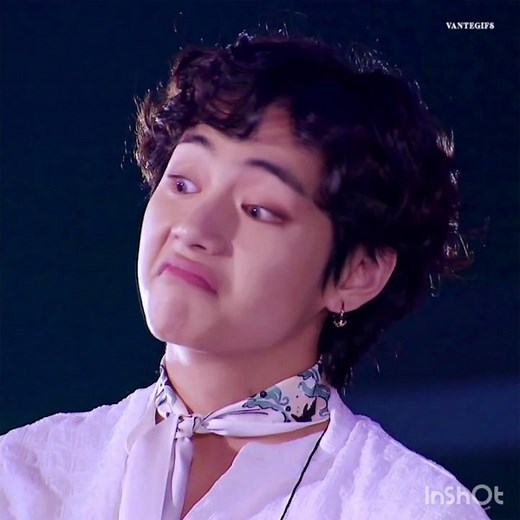 BTS V funny face reaction 😯😯😯😯😯😯😯