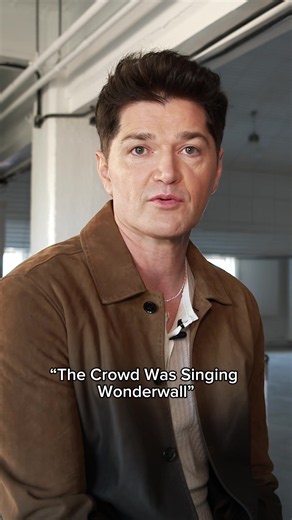 Behind the Song: The Crowd Was Singing Wonderwall - The Script Family