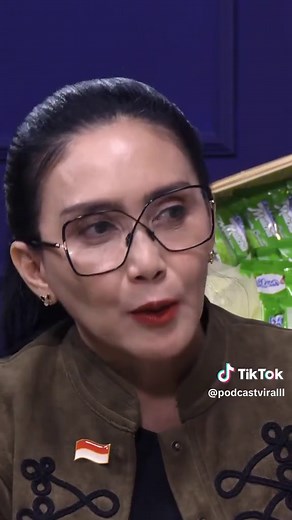 Nikita Mirzani telpon Rieke Diah Pitaloka malam-malam untuk minta tolong dari tahanan Biar gak salah paham, langsung nonton full di youtube: C8 Podcast #nikitamirzani #riekediahpitaloka #sarawijayanto #podcastviral #fyp