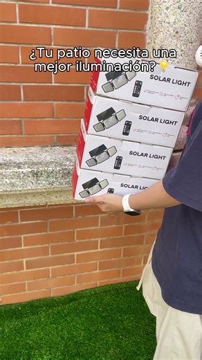 Envidio a la gente que tiene un patio con luces asi. #SummerGarden #Daphino #DealsforYouDays#solarlights #amazonfinds