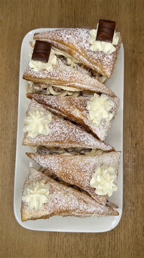 Ils Sont Tellement Bon Une Valeur Sûre 😋 #Recettes #Ideerecette #Recettesimple #Recetterapide #Recettefacile #Recettefacileetrapide #Recettesimpleetrapide #Tiktokfood #Cestarpinbon #Kinderbueno #Bueno #Elmordjene | Cestarpinbon