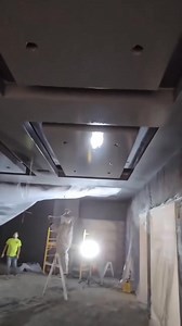 Smooth-Wall Finishing — Let’s Clear Up a Common Misconception There’s a lot of confusion around smooth-wall and Level 5 finishing. Most people think Level 5 is “just one more coat.” It’s not. Level 5 is a full finishing system, designed to eliminate porosity, micro-texture, shadowing and light break. It’s what you choose when the surface must read perfectly flat under harsh or direct lighting. But lighting matters — flashlights don’t give you a real read. If you truly want to evaluate a smooth-w