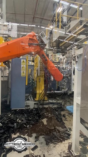 Extrusion Sopló #machine #Plastic #molding #injectionmolding #Manufacturing | Acttech Tecnología del Plastico