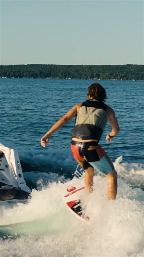 Scarab 235 Open Series 15 9x16_1.mp4