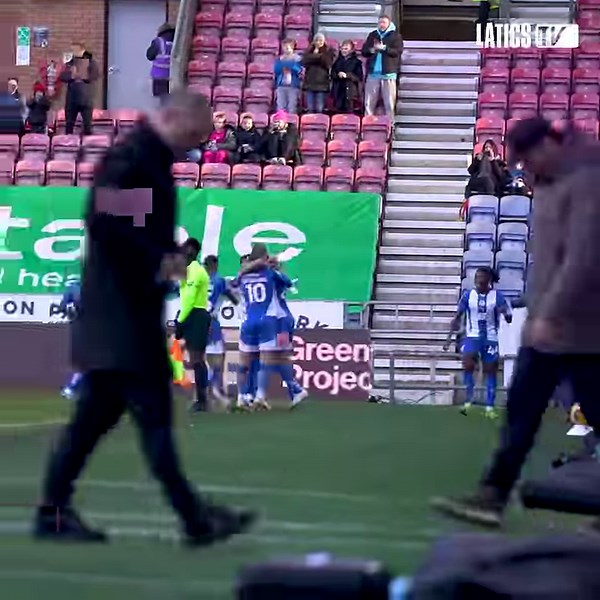 A moment that James Carragher will never forget! 🥰 #wafc 🔵⚪️ | Wigan Athletic