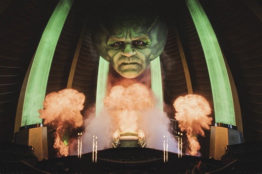 ‘Wizard of Oz at Sphere’ monkeys around with 4D effects