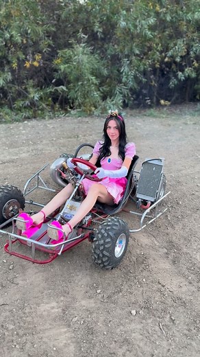 9.1K views · 7.9K reactions | You peep the 6 inch heels peach is wearing 勺‍️ . . . . #custom #modified #motogirl #girldrifter #vintage #drift #builder #tomboy #petite #skinny #slim #carculture #gokart #driftkart #girlracer #classiccars #princesspeach #kart #karts | Trippysuz Trippysuz | Facebook