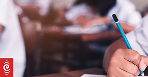 Education expert on NZ curriculum and National's plan