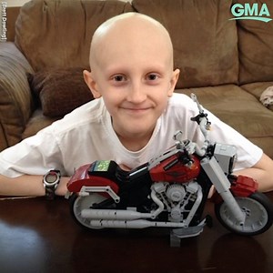 85K views · 579 reactions | Ian Dowling is a 10-year-old cancer survivor who believes in magic! The MagicAid program at Stony Brook Children’s Hospital uses magic therapy to help calm patients. ✨ https://gma.abc/39VPEde | Good Morning America | Facebook