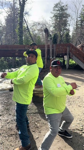 Join the New Dance Crew Adventure!