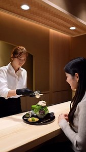 Enjoy Japanese sweets like a Ginza local 🍵 @hiiragi_ginza is Ginza’s newest Japanese sweets shop. The perfect midday oasis after a busy day of shopping and exploring the city, this blend of tradition and modernity is conveniently located just steps away from Ginza SIX. Specializing in modern takes on Japanese sweets, made with high-grade domestic ingredients from all over Japan, each item is worth savouring. Early highlights from their menu include matcha shaved ice, mitarashi dango, and the vi