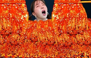 【Ssoyoung】极度辛辣🔥金针菇配火辣辣酱mukbang