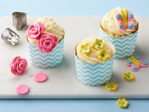 Marshmallow Fondant Flowers and Butterflies