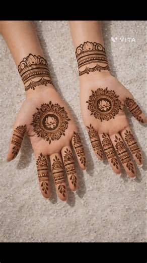 Lotus Mehndi Design 🌸 Easy & Beautiful 💚