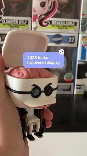 i am so excited for halloween! displaying my funko figures on a rotating basis has defintely made me feel way less overwhelmed with my collection! i’m already looking forward to swapping these out for christmas!🩷 #funko #funkopop #funkocollector #funkocollection #toycollector #funkoween #halloweentoys