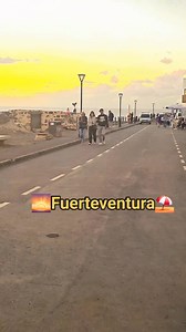 Another Magic Sunset in the Island!! Have a good night my friends!! #Fuerteventura #sunset #atardeceres #tramonti #salvaje #fblifestyle #travelreel #travelgram | Fuerteventura Dani