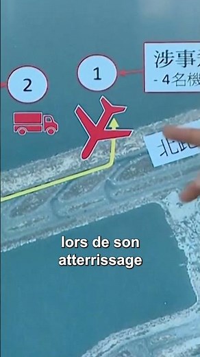 Hong Kong: Boeing crashes into vehicle, killing 2