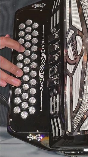 la cosecha (version bigshow) tono de FA acordeon de FA concertino accordion