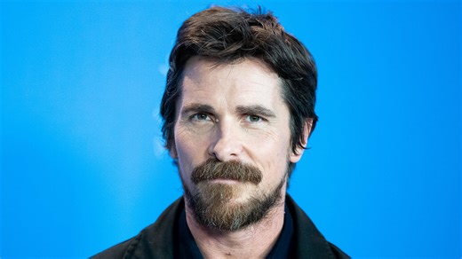 14K views · 39 reactions | Oscar winner Christian Bale is known for physically disappearing into his roles and he did it again for his upcoming role in the ‘Madden’ biopic. bit.ly/3HFnNDL | E! News | Facebook