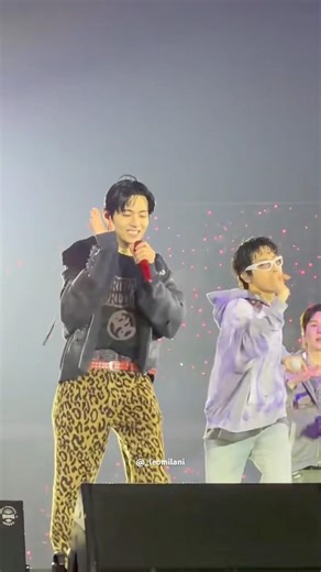 BREAKDANCE! BTS performing “Dynamite” on the BTS World Tour in Goyang Day 3 #bts #kpop #arirang