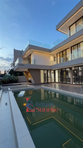 Loven Sunrise on Instagram: "Villa for Sale 🏡 📍Rusororo, Kigali City .4 ensuite bedrooms with walk in wardrobes . 2 extra toilets for guest use. . Contemporary open-plan living across three floors . Cinema room with integrated automation . Two living rooms .Two kitchens (open-plan + service kitchen) with integrated appliances. .Games room which can be used as a third living room .Rooftop gym & terrace (capacity: up to 50 guests) .Large infinity style heated swimming pool and Jacuzzi with water