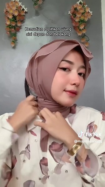 Tutorial Hijab Segi Empat Bella Square Simple Mudah dan Elegan 🥰