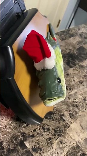 Reprogramming a Billy bass 🐟 #arduino #singingfish #billybass #funny #random