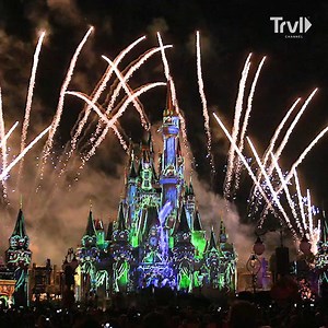 710K views · 16K reactions | Nobody does Halloween like Walt Disney World!  More Halloween must-do's at Disney parks >> https://traveldaily.com/2q7pn9J  | Travel Channel | Facebook