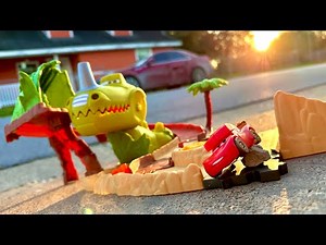 Dino Playground Trackset: Unboxing & Review — The Latest Cars On The Road Playset