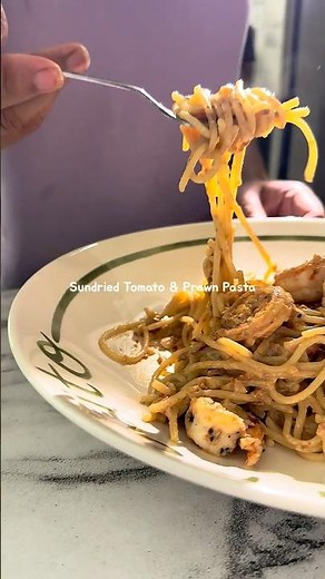 Creamy Sun-Dried Tomato Prawn Pasta 🍤🍝 | Easy Restaurant-Style Pasta Recipe