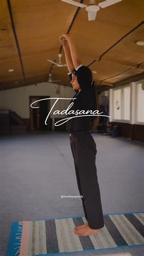 5 yoga poses for beginners #harithayogshala #alternativemedicine #lifeisbutadream