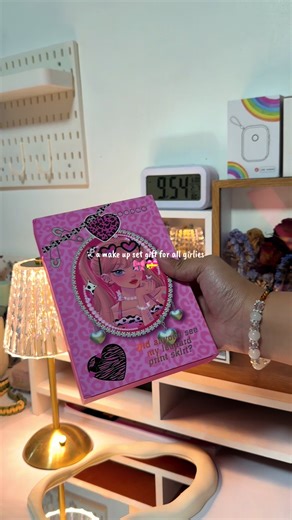 Perfect Makeup Set Gift for Every Girlie