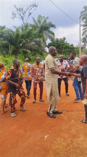 7K views · 162 reactions | The grand entrance of Shama Melody Onye motor mixture #themanoftheculture #Virareelsシ #ingreelsvideo #trendingreels #fypシviralシ2024 #chemanumgbengaanwu #trendingreelsvideo #highlightseveryone #apamanolly #fbreelsfypシ゚viralシ #Halloween #Spotify | 퐓퐇퐄 퐑퐄퐀퐋 퐒퐇퐀퐌퐀 퐌퐄퐋퐎퐃퐘 | Facebook