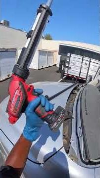 How to lay down car windshield glue #autoglass