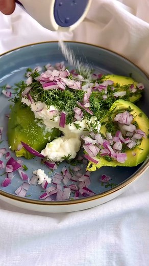 Cre by @ttusik 👉🏻TAKE A 1-MINUTE QUIZ TO CREATE YOUR IDEAL MEDITERRANEAN DIET 👉🏻 https://mediterraneandietmeal.com/julia-recipes/ | Mediterranean Plan With Julia