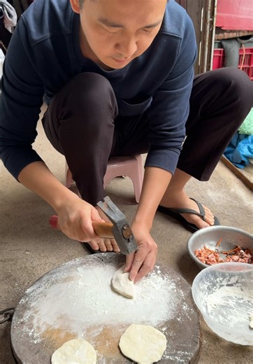 Bánh Gối: Công Thức và Hướng Dẫn Làm Tại Nhà