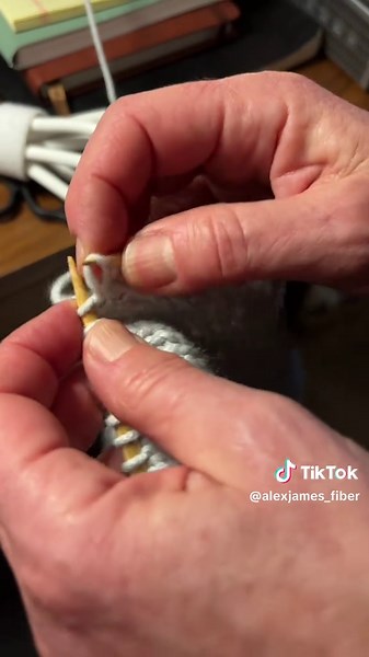 Tinking Backwards: A Beginner's Knitting Tutorial