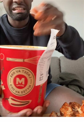 Skal det følge med gummi til maten? #fordeg #dinside