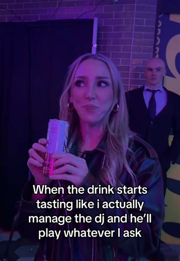 🗣️I HAVE A REQUEST @Tyler May #phillytok #philly #phillynightlife #DJmanager