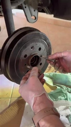 Problema Tamburo ganasce auto peugeot 107