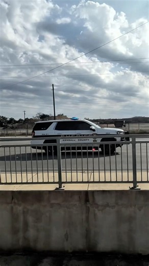 Kendall County Sheriff Tahoe Responding Code 3