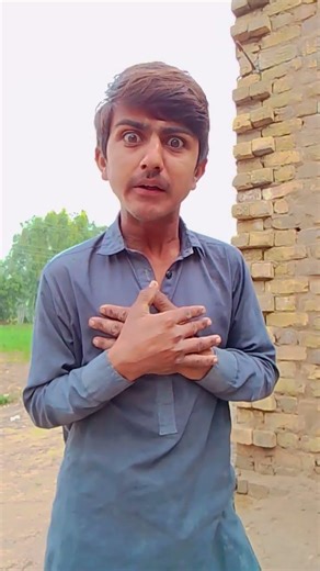 neeli pari pili pari kamre mein band 😂🤣#youtubeshorts #viralvideo #shorts #shortvideo