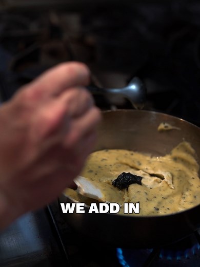 In this special episode of our Christmas recipe series, we're whipping up the coziest comfort food: Truffle-infused mashed potatoes using the aromatic Aroma Truffle Pate. 🍲🍄 The velvety mashed potatoes blended with the rich essence of truffles, creating a dish that's pure comfort and luxury. The Aroma Truffle Pate adds that extra layer of indulgence, making it the star of your festive spread. Stay tuned for more mouthwatering recipes from our Christmas series coming next! #aromatruffle #xmasfe