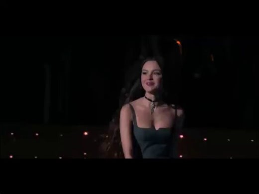 "You walked into the party like you were walking onto a yacht.Your hat strategically dipped below one eye,Your scarf it was apricot"All time pop music lyric from Carly Simon. Vivid. Perfect.