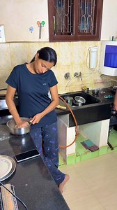 Maneg maari, oorige upkari...😡😡🤣🤣, hudgirige enadru bekandre speed of light nu meerstaane!!🤣 #comedyreels #kandacomedyreels #kannadafunnyvideos #kannadacomedy#comedyreelskannada #comedydrama #comedycontent #comedyvideoskannada #kannadacomedyvideos #shashank9620 | Shashank Shashi